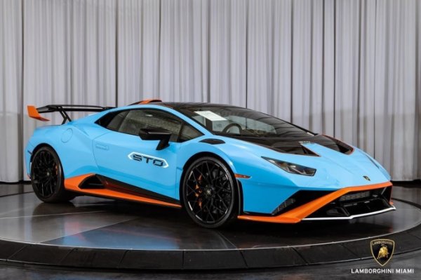 Lamborghini đã nói gì sau khi ngôi sao Liverpool Diogo Jota, vụ tai nạn nghiêm trọng trong một Hurac